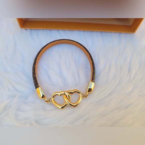 Say Yes LV Bracelet (Size 19) - Picture 2 of 14
